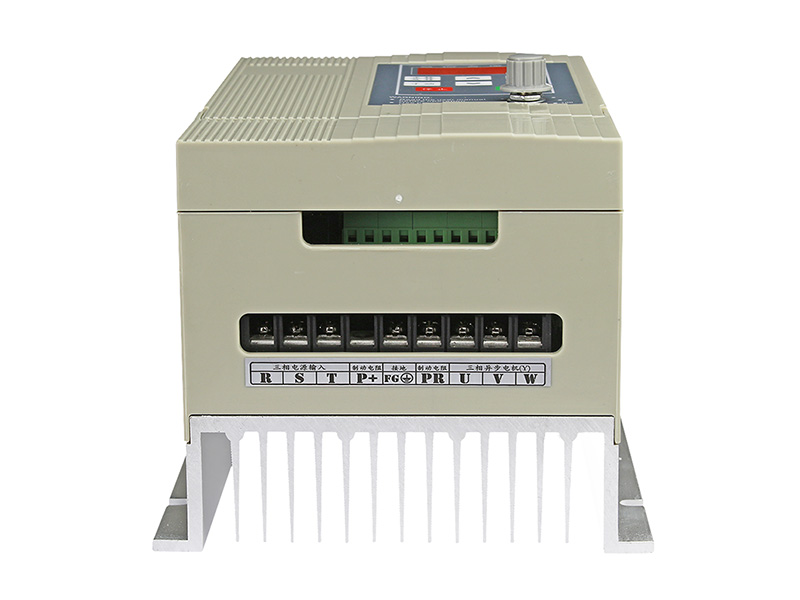 4000H通用變頻器，變頻器三相380V，變頻器廠(chǎng)家，電機(jī)變頻器