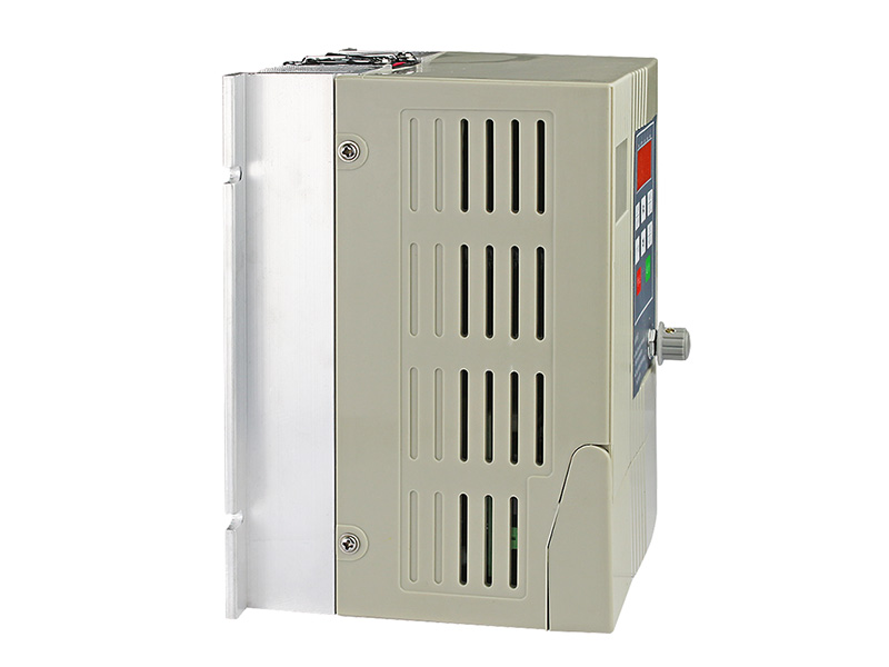 4000H通用變頻器，變頻器三相380V，變頻器廠家，電機變頻器